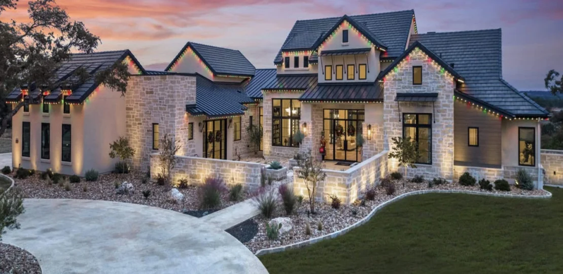 custom-home-building-1344×768